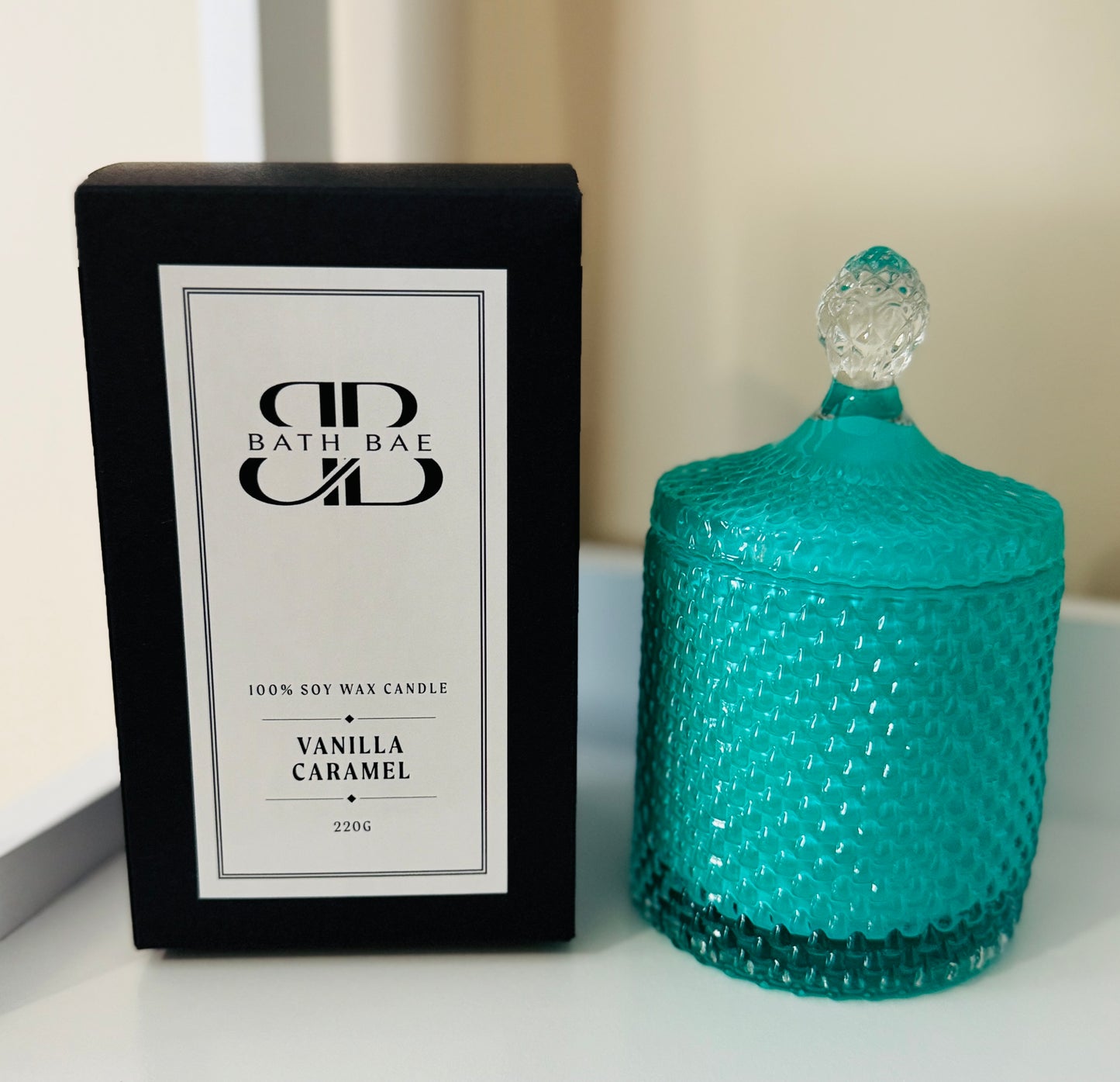 TIFFANY BLUE SOY WAX CANDLE 220G